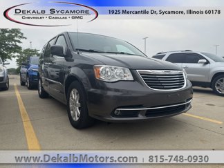 Used 2016 Chrysler Town & Country Touring w/ Driver Convenience Group image 1