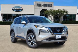 Used 2023 Nissan Rogue SV image 1