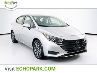 Used 2023 Nissan Versa SV image 1