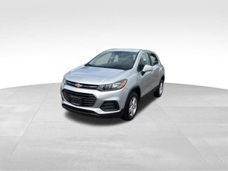 Used 2018 Chevrolet Trax LS image 1