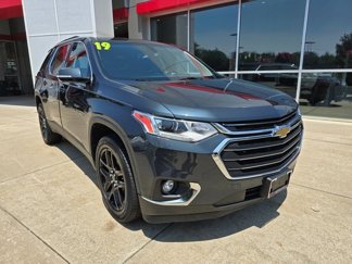 Used 2019 Chevrolet Traverse LT image 1