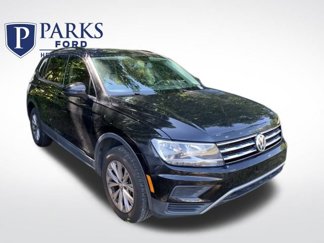 Used 2020 Volkswagen Tiguan S image 1