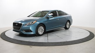 Used 2016 Hyundai Sonata SE image 1