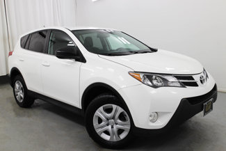Used 2015 Toyota RAV4 LE image 1