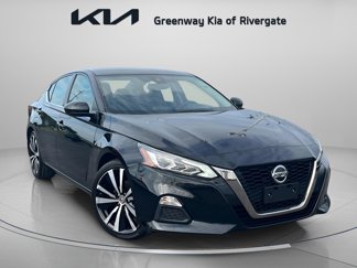 Used 2022 Nissan Altima 2.5 SR image 1