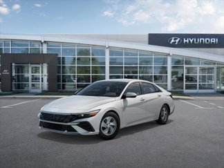New 2025 Hyundai Elantra SE image 1