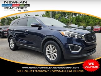 Used 2017 Kia Sorento LX image 1