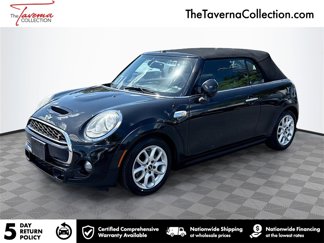 Used 2017 MINI Cooper S image 1