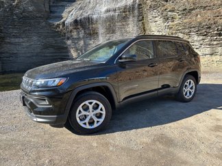 New 2024 Jeep Compass Latitude w/ Convenience Group image 1