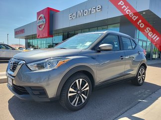 Used 2019 Nissan Kicks SV image 1