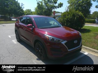 Used 2019 Hyundai Tucson SE image 1