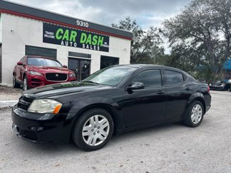 Used 2014 Dodge Avenger SE image 1