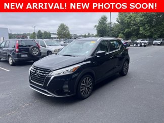 Used 2021 Nissan Kicks SV image 1