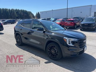 Used 2024 GMC Terrain SLE w/ Driver Convenience Package image 1