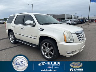 Used 2008 Cadillac Escalade AWD image 1