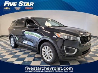Used 2017 Kia Sorento LX w/ LX Convenience Package image 1