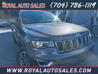 Used 2019 Jeep Grand Cherokee Laredo w/ Laredo X Package image 1