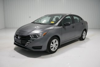 Used 2023 Nissan Versa S w/ Trunk Package image 1