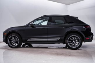 Certified 2025 Porsche Macan Turbo video 2