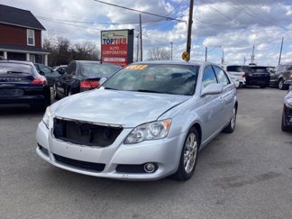 Used 2009 Toyota Avalon Limited image 1