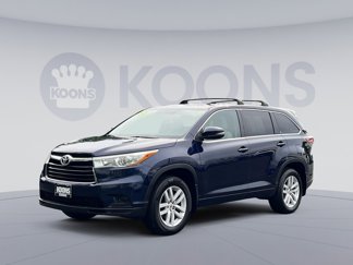 Used 2015 Toyota Highlander LE image 1