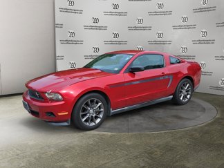 Used 2011 Ford Mustang Premium w/ 203A Rapid Spec Order Code image 1