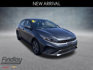 Used 2023 Kia Forte LXS image 1
