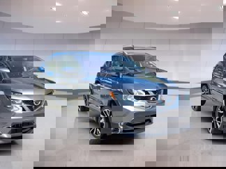 Used 2017 Nissan Rogue Sport SL image 1