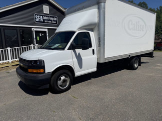 Used 2020 Chevrolet Express 3500 Extended image 1
