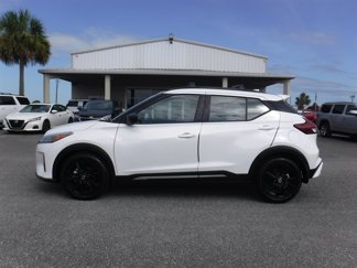Used 2021 Nissan Kicks SR w/ SR Premium Package image 1