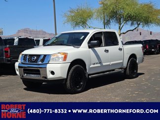 Used 2014 Nissan Titan SV image 1