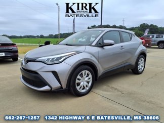 Used 2020 Toyota C-HR LE image 1