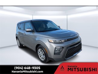 Used 2022 Kia Soul LX image 1
