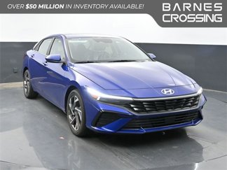 Used 2024 Hyundai Elantra SEL w/ Convenience Package image 1