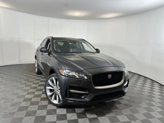 Used 2017 Jaguar F-PACE R-Sport image 1