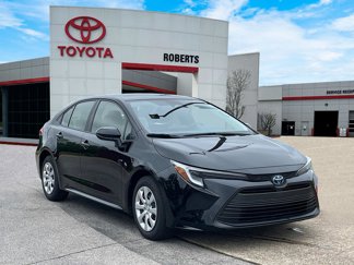 Used 2024 Toyota Corolla LE image 1