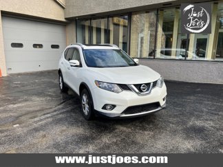Used 2016 Nissan Rogue SV w/ SV Premium Package image 1