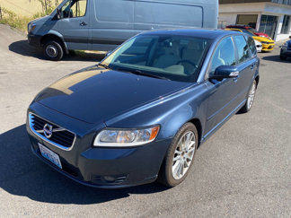 Used 2011 Volvo V50 T5 w/ Preferred Pkg image 1