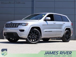 Used 2019 Jeep Grand Cherokee Altitude image 1
