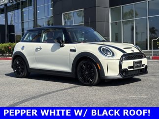 Used 2022 MINI Cooper S w/ Signature Upholstery Package image 1