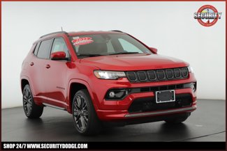 Used 2022 Jeep Compass Limited image 1