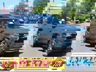Used 2025 Chevrolet Trax LT w/ Driver Confidence Package image 1
