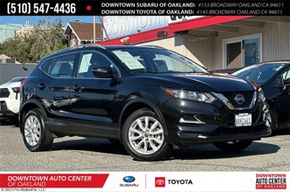 Used 2021 Nissan Rogue Sport SV image 1