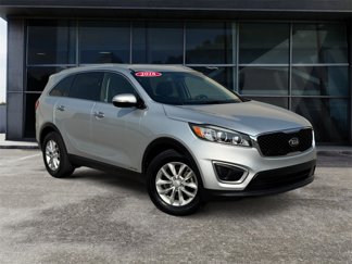 Used 2016 Kia Sorento LX w/ LX Convenience Package image 1