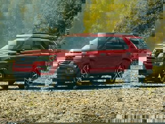 Used 2016 Ford Explorer XLT w/ Equipment Group 202A image 1