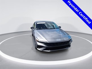 Used 2025 Hyundai Elantra Sport video 2