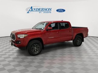 Used 2022 Toyota Tacoma TRD Off-Road image 1