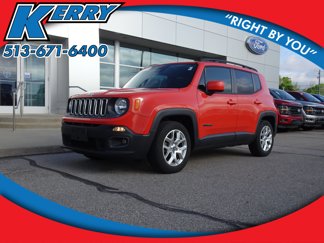 Used 2017 Jeep Renegade Latitude w/ Cold Weather Group image 1