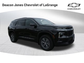 New 2025 Chevrolet Traverse LT w/ Driver Confidence Package image 1