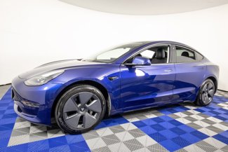 Used 2021 Tesla Model 3 Standard Range Plus image 1